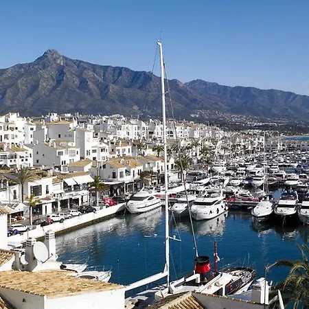 Banus Boutique Muelle Del Ribera Марбелья