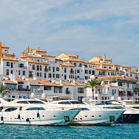Апартаменты Banus Boutique Muelle Del Ribera